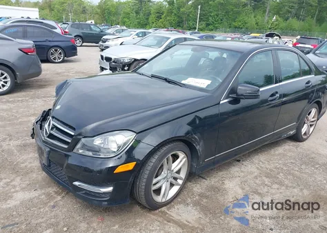 2014 Mercedes-Benz C 300 Luxury 4Matic/Sport 4Matic from USA, damaged, VIN WDDGF8AB9EA952191